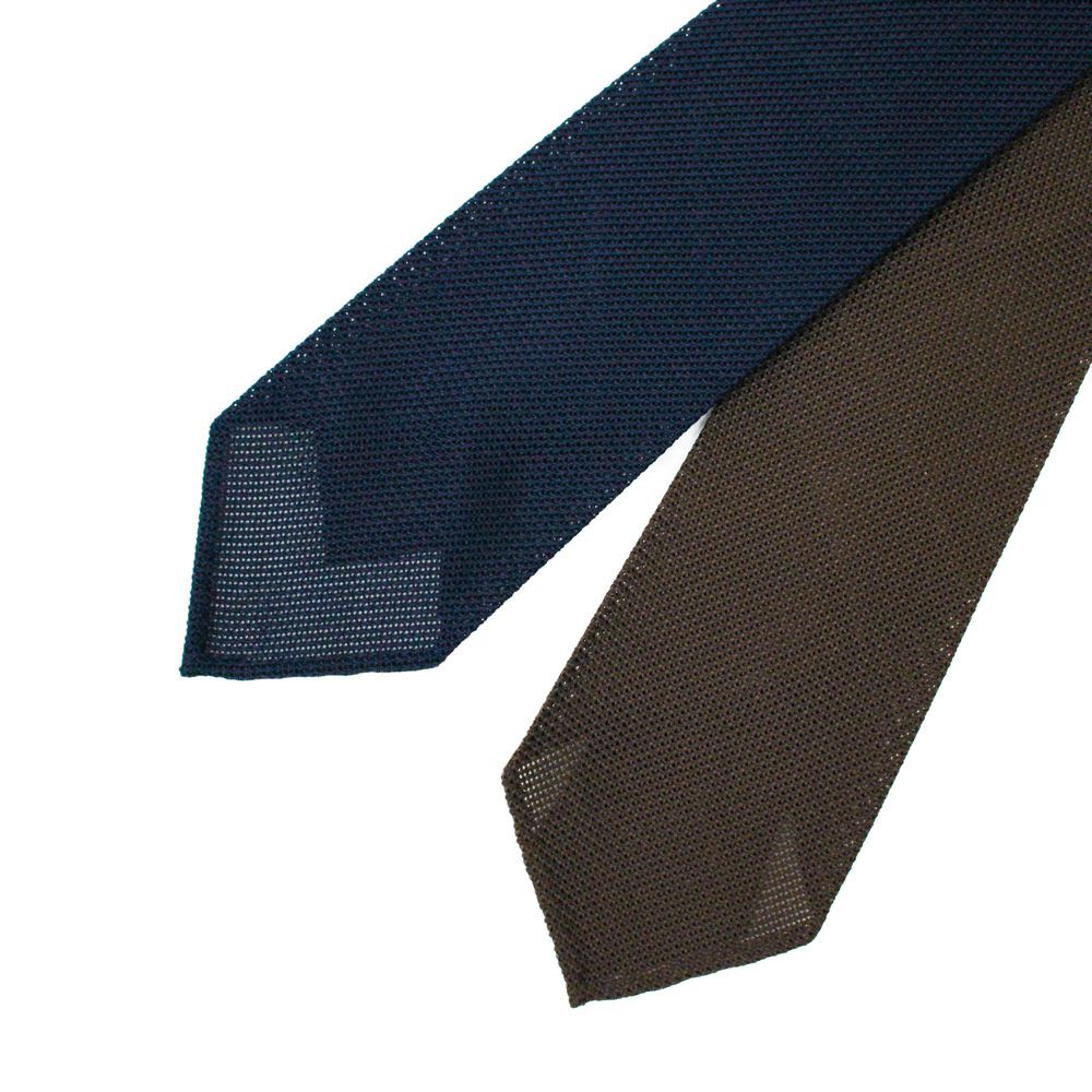 タイユアタイ　ソリッドのセッテピエゲの服地のブラックです！ タイユアタイ】TIE YOUR TIE セッテピエゲネクタイ（ブラック